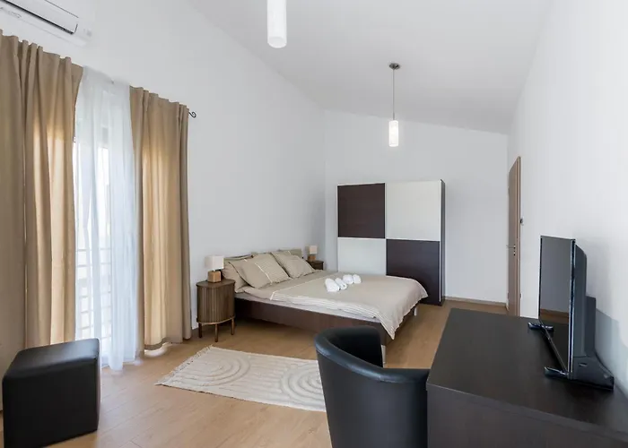 Villa Summer House Escape *