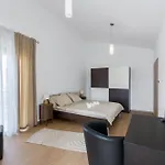 Villa Summer House Escape *